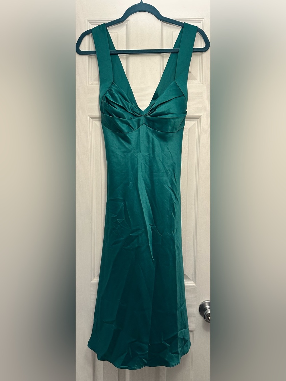 💚👗Beautiful Calvin Klein Emerald Green Ljned Satin Evening Dress Size 12